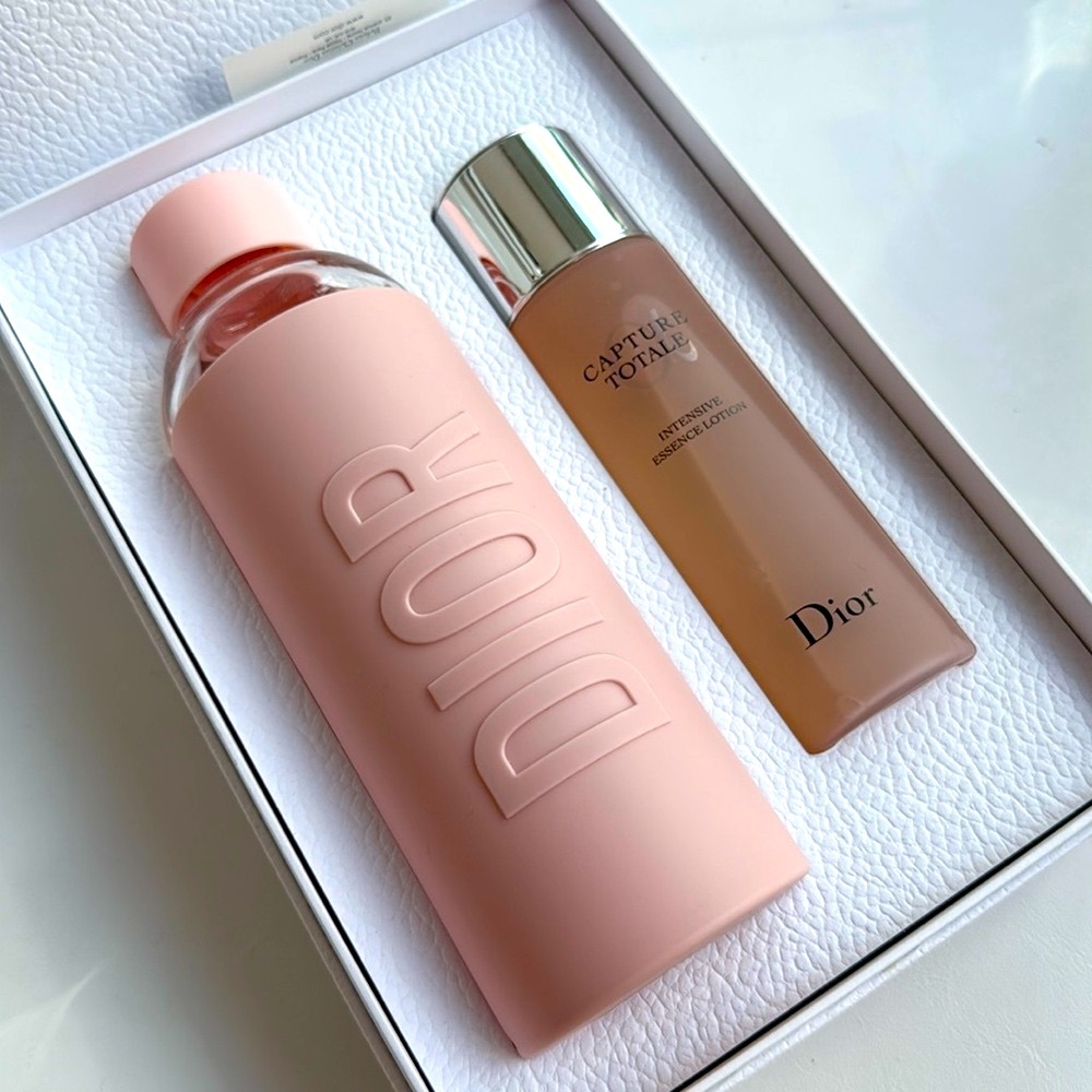 Dior Water Bottle and Capture Totale Set
